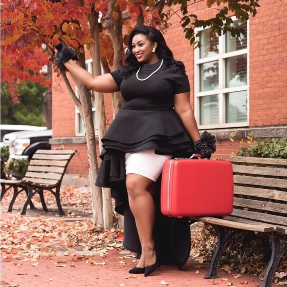 Plus Size Short Sleeved Tiered High Low Mini Dress